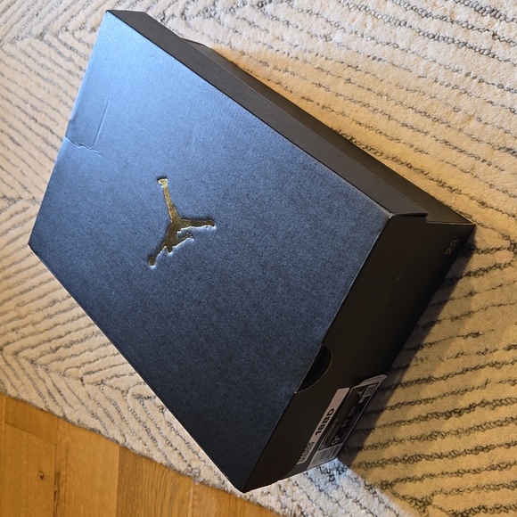 2021 Jordan 1 Mid SE ‘Barcelona Sweater red` 9.5 - Picture 5 of 16